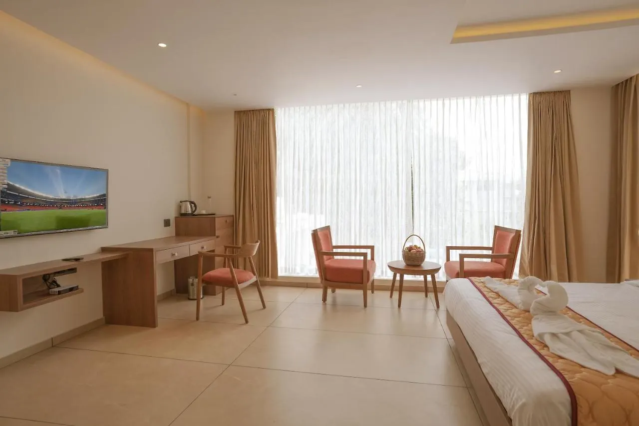 Bluemist Resorts Athirappilly