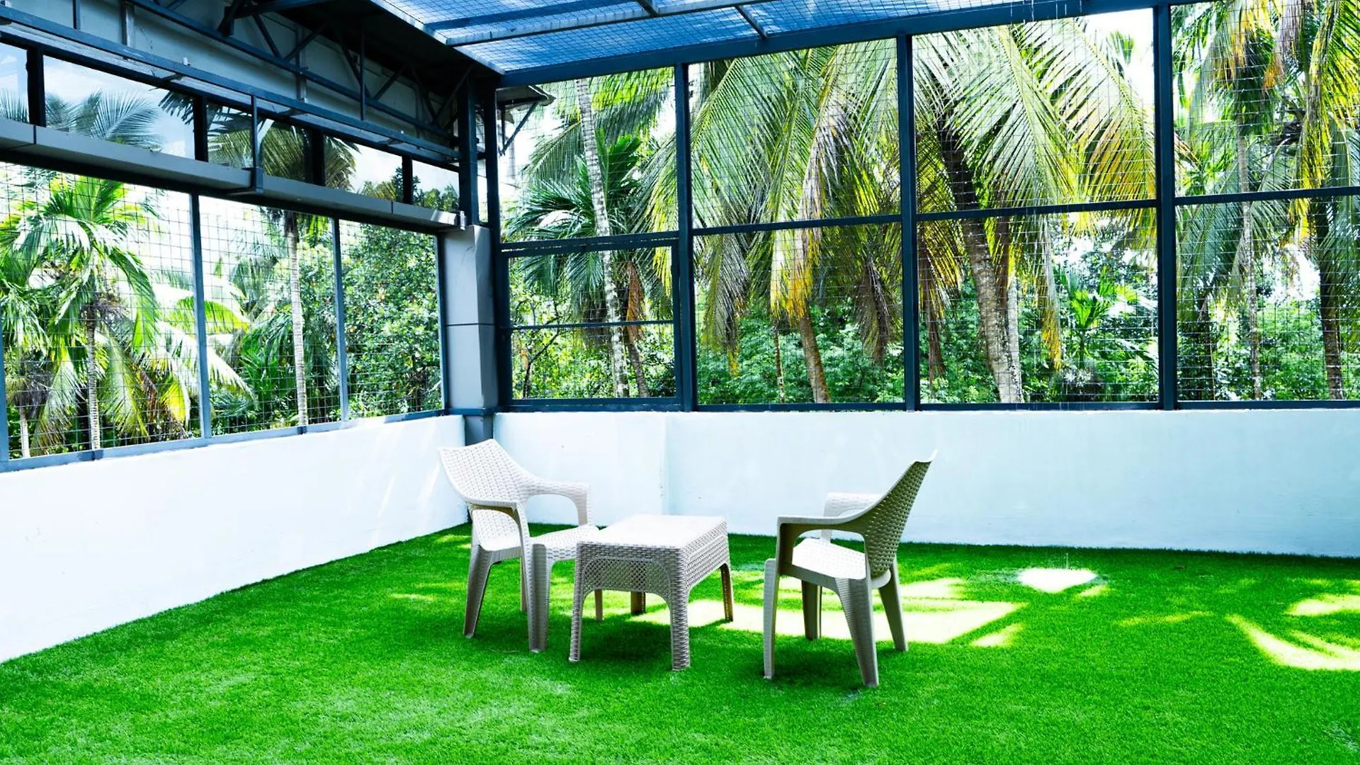 Bluemist Resorts Athirappilly Indie