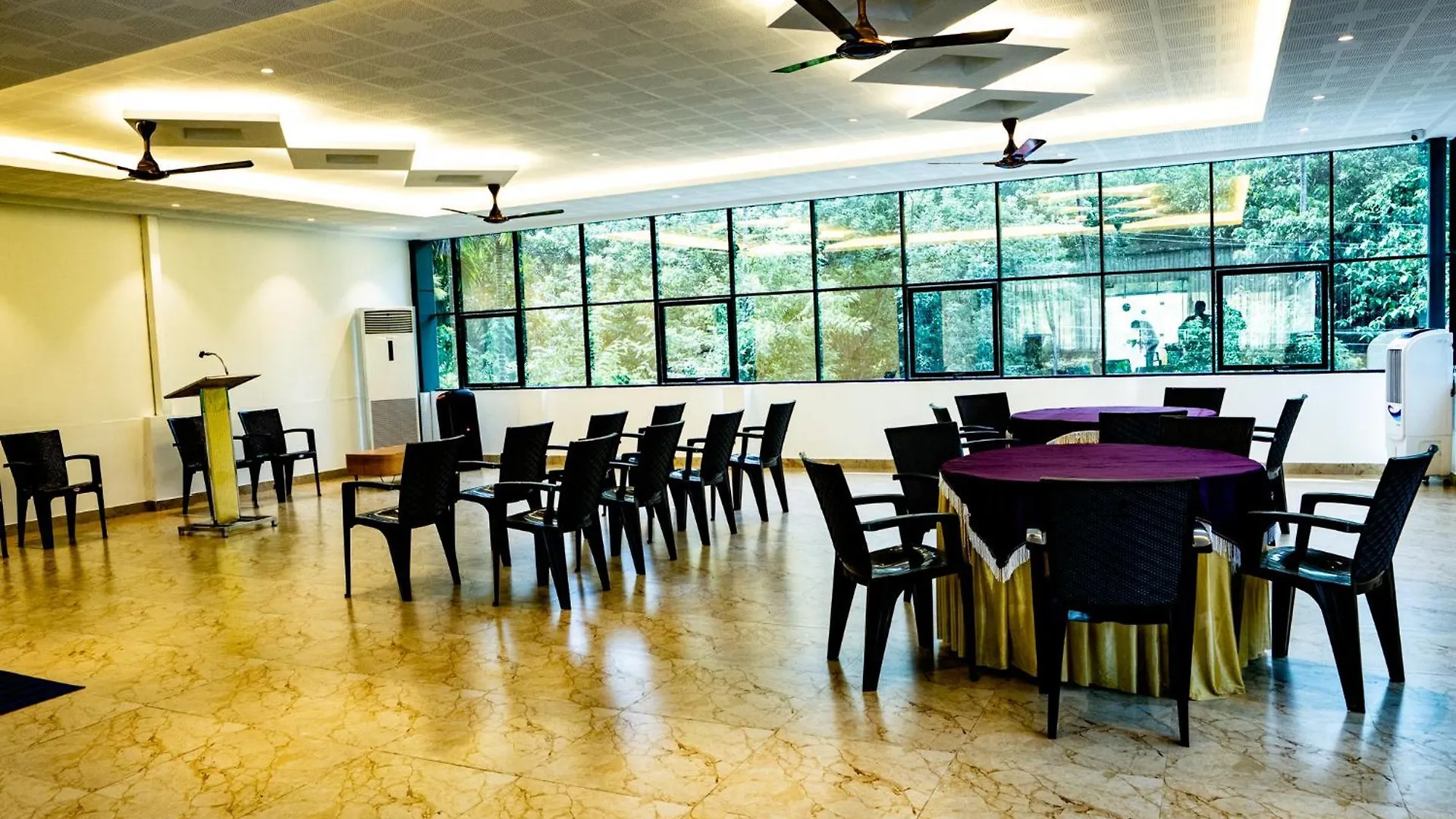 Bluemist Resorts Athirappilly