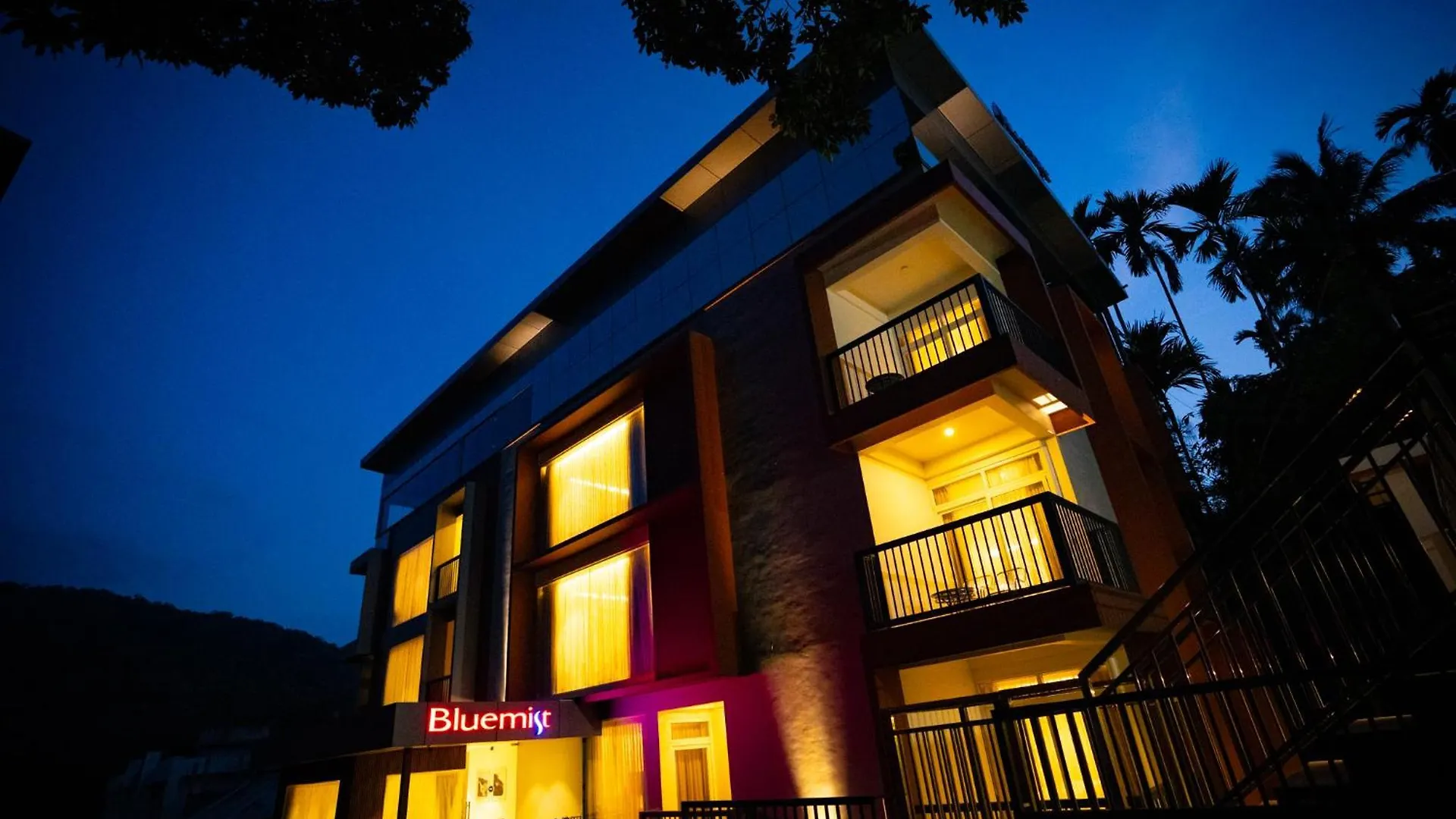 Bluemist Resorts Athirappilly